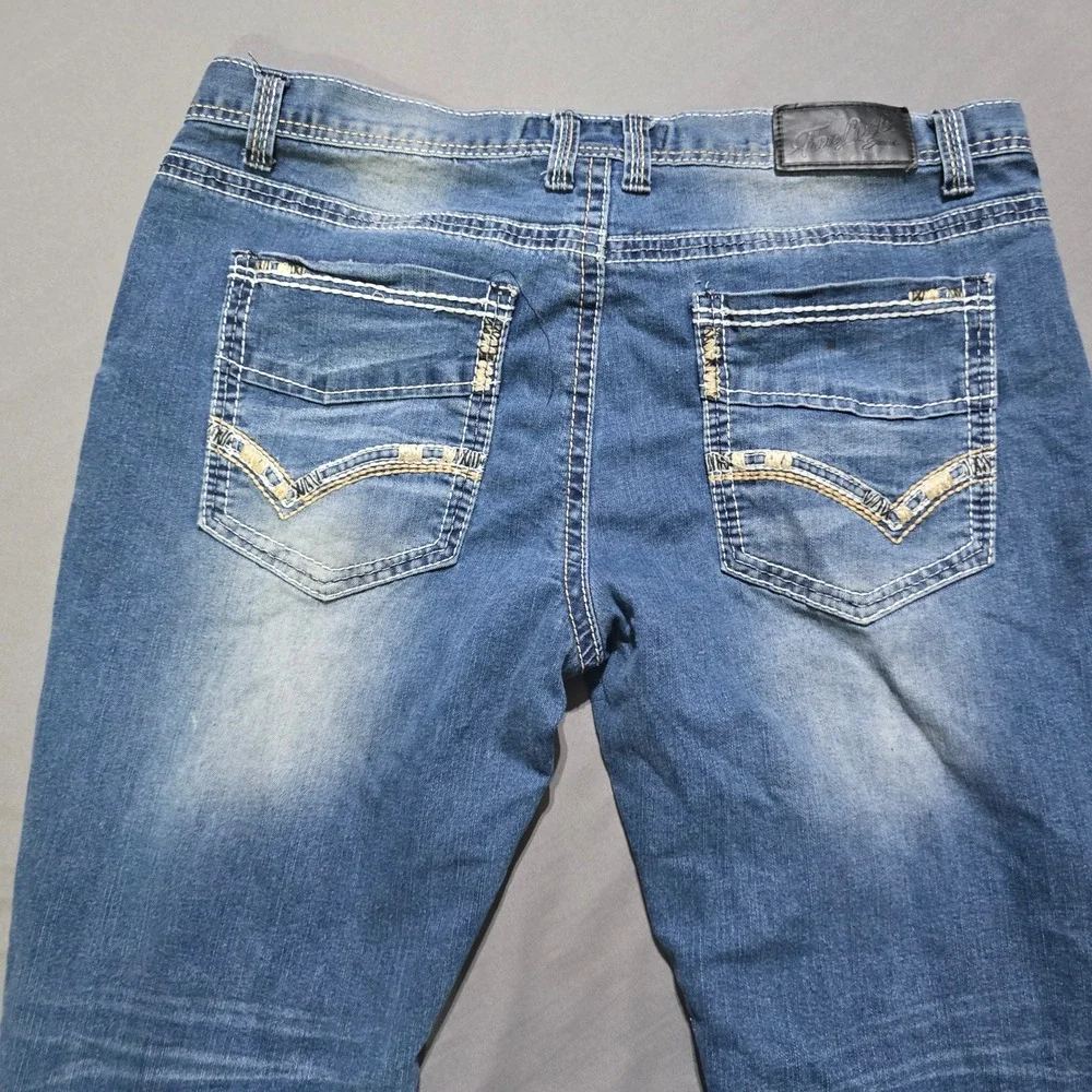 True Luck Jeans Men 38x32 Blue Medium Wash Thick Stitch Embroidered Straight Leg